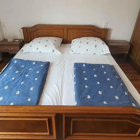 In 40425 Apartment